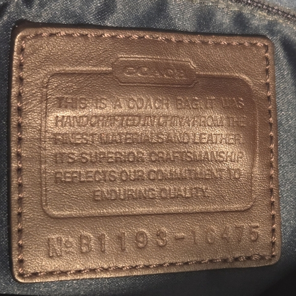 Coach Purse Faux Snakeskin details - Picture 13 of 17